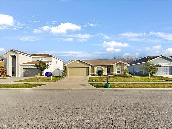 3rd image of 3625R Bristol Cove Ln
