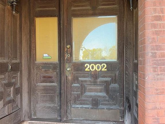 2nd image of 2002 Saint Louis Ave
