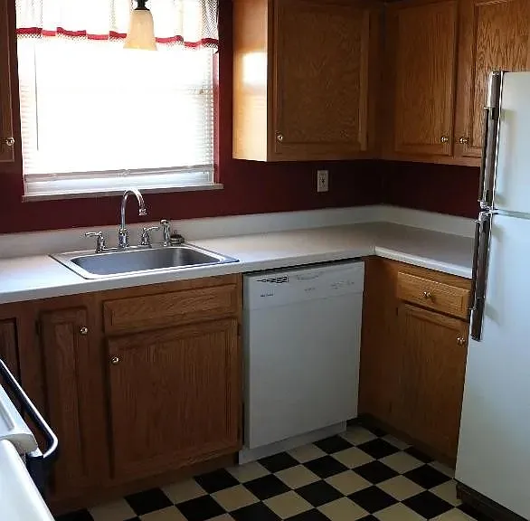 1311 Huntington Ave — Photo 3