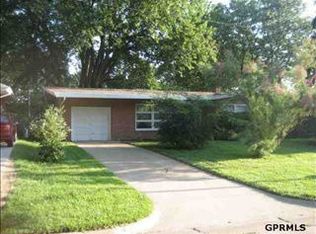 4530 Polk St, Omaha, NE 68117