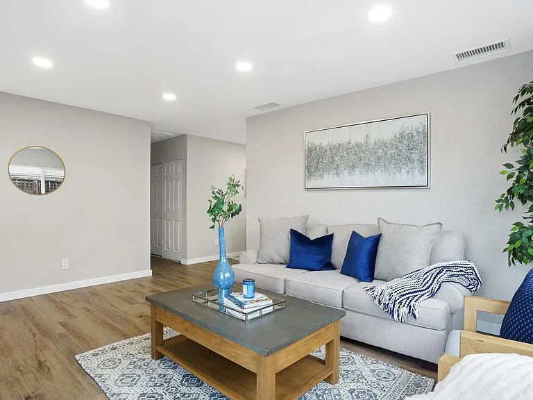 11363 Acrux Dr — Photo 5