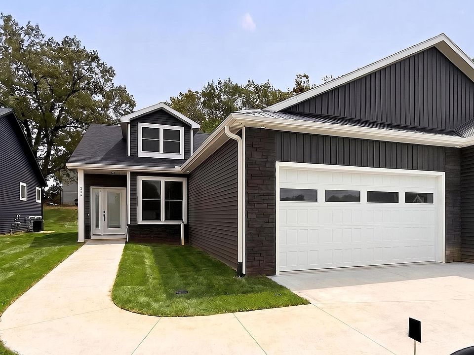 1st image of 300 Haines Dr