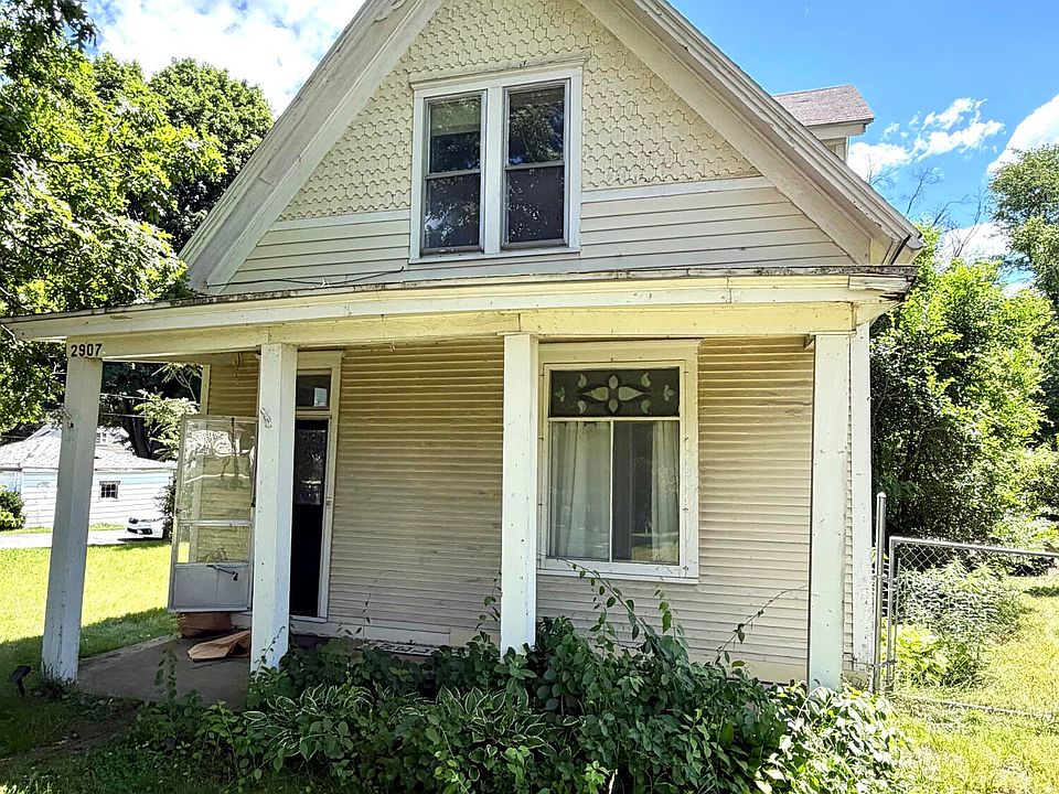 1st image of 2907 Union St