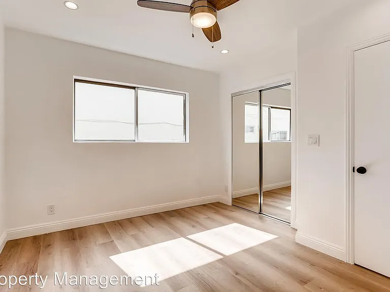 11807 Courtleigh Dr #3 — Photo 8