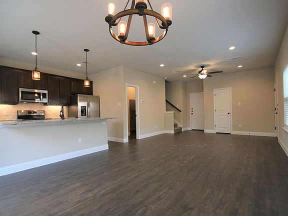 2nd image of 817 Jameson St #0