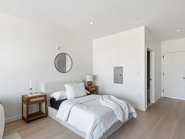 1 Mallory Ave — Photo 18
