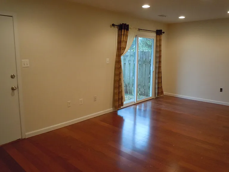 9311 Woodlea Ct #9311 — Photo 8