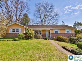 1004 Donald Dr, Emmaus, PA 18049