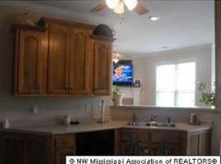 1698 Headin Ln, Southaven, MS 38672