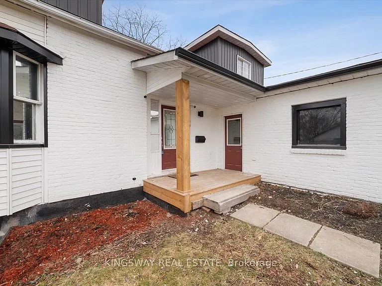 1144 Fisher Ave #UPPER — Photo 7