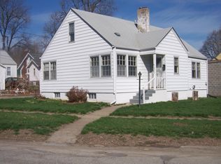 2886 Martin Ave, Omaha, NE 68112