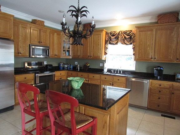 2nd image of 287 Twin Lakes Dr