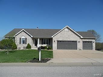 1st image of 347 Bridgewater Hts