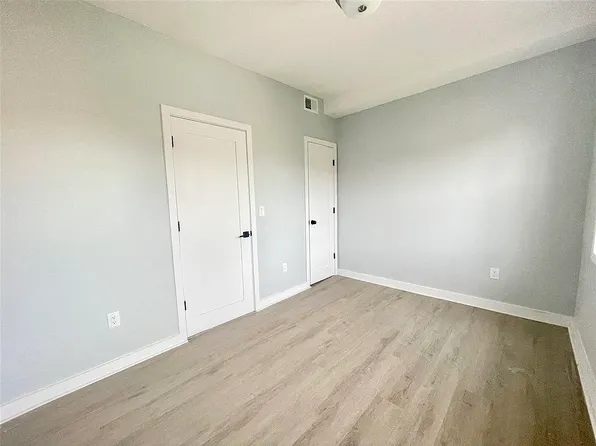 86 Sherman Avenue image 3 of 5