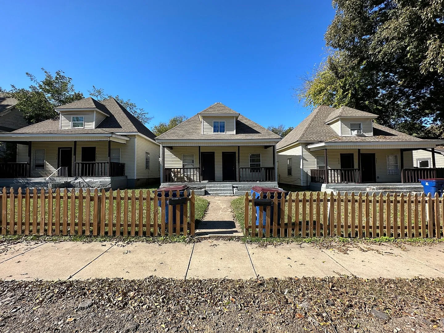 Charming 2 Bedroom 1 Bathroom Duplex in Fort Smith — Photo 2