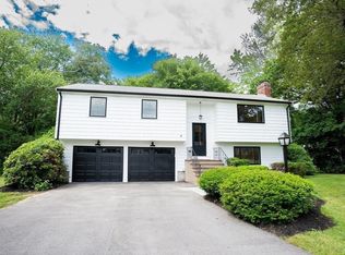 4 Bayberry Rd, Medfield, MA 02052