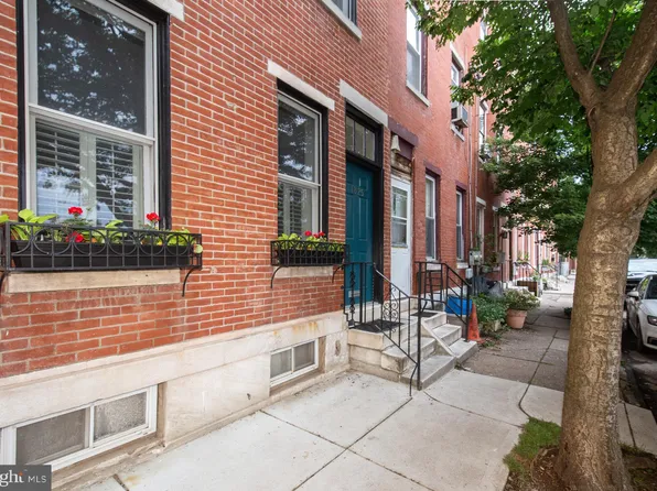 1825 North St, Philadelphia, PA 19130