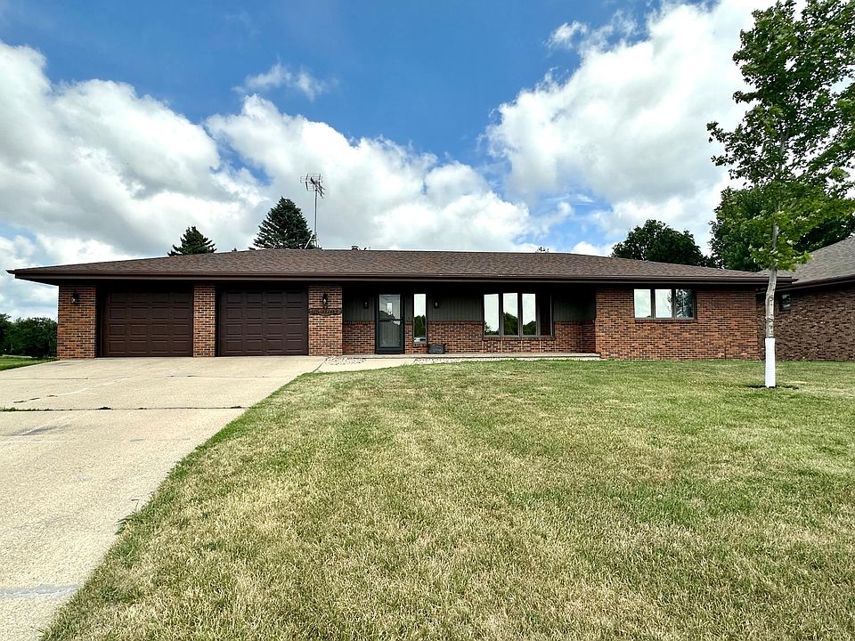 605 Dugdale Ave, Worthington, MN 56187 Zillow