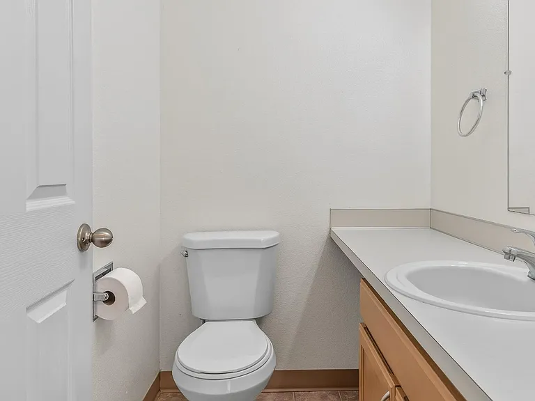 College Park Townhomes — Photo 32
