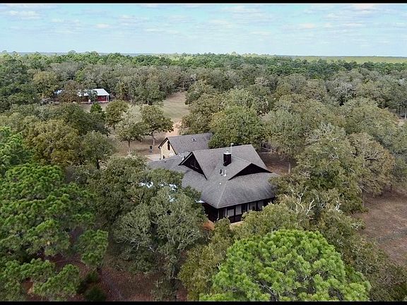 4th image of 408 Copeland Hill
