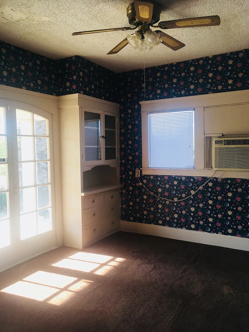 2-Story Country home! — Photo 4
