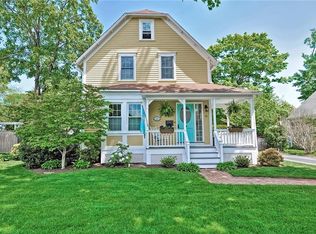 14 Bernard Ave, Barrington, RI 02806