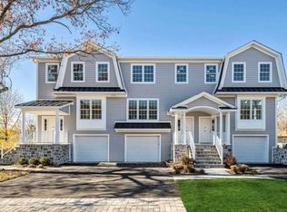 20 Zazzetti St, Waldwick, NJ 07463