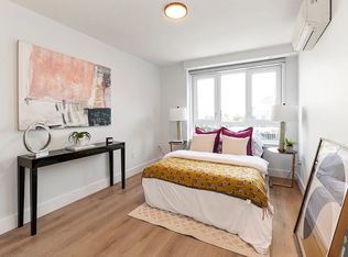 5 Stuyvesant Pl #6, Staten Island, NY 10301