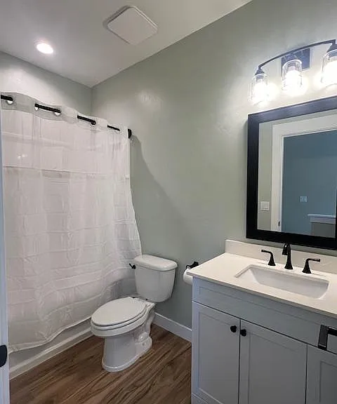 Full Bath