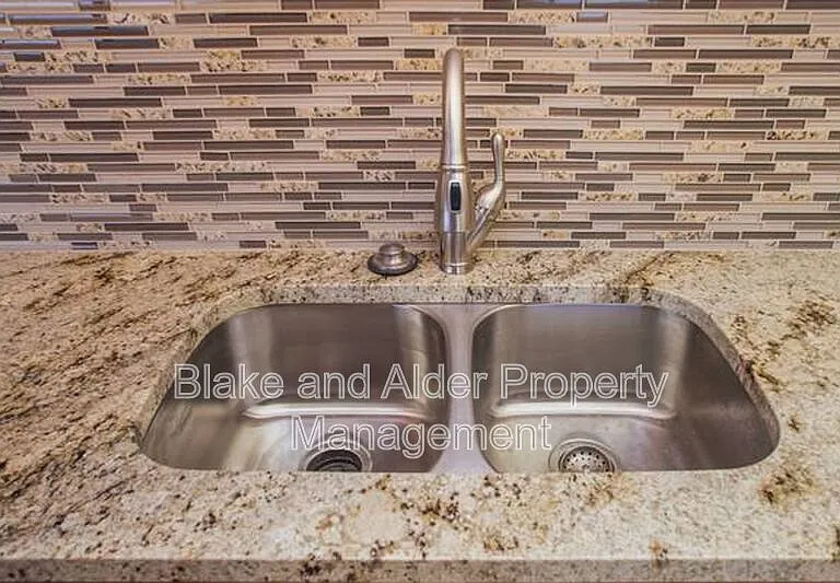 4330 SW Council Crest Dr #B — Photo 7