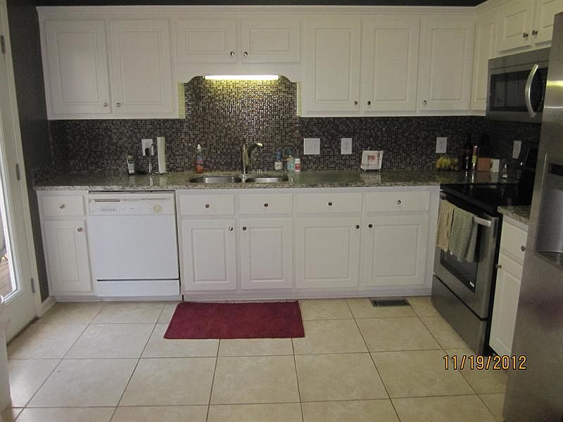 2nd image of 21 Buckland Ct