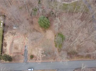 8 Marycrest Rd, West Nyack, NY 10994