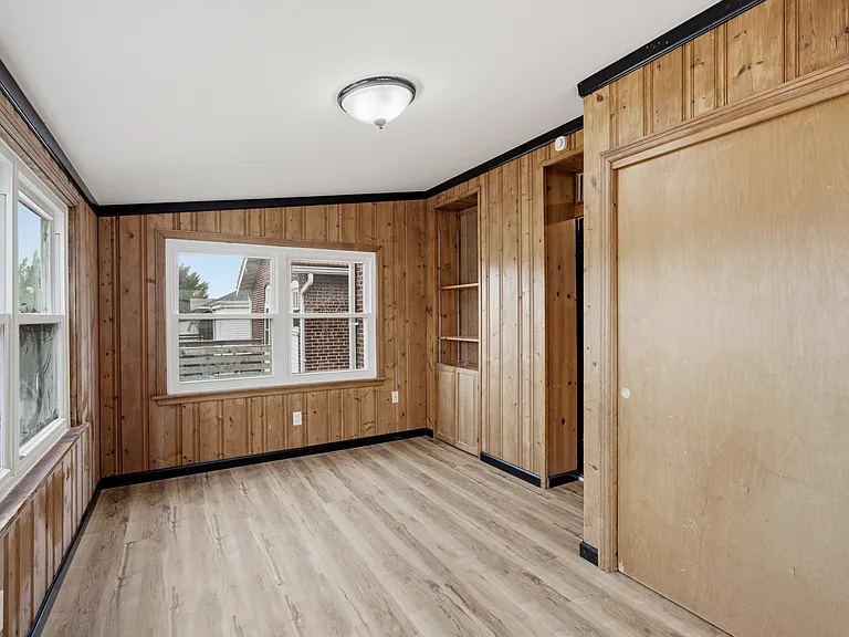5055 Lindenwood Ave #2F — Photo 31