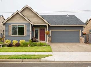 811 Pintail St, Silverton, OR 97381