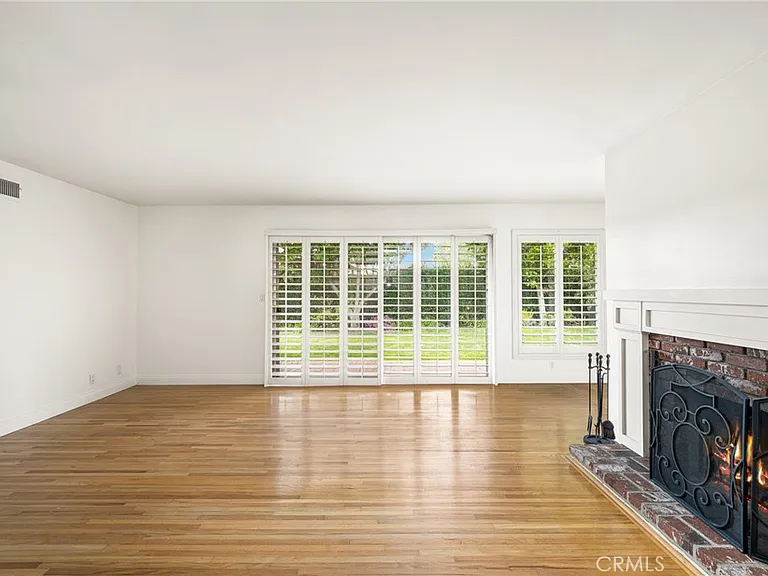 12791 Brittany Woods Dr — Photo 6