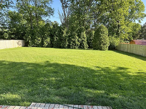 4th image of 6969 Fallen Oaks Dr