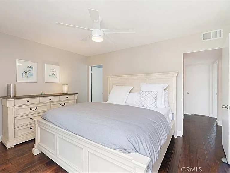 712 Calle Divino — Photo 22