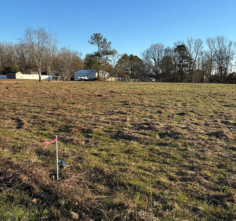 2nd image of 3550 McCrays Mill Rd