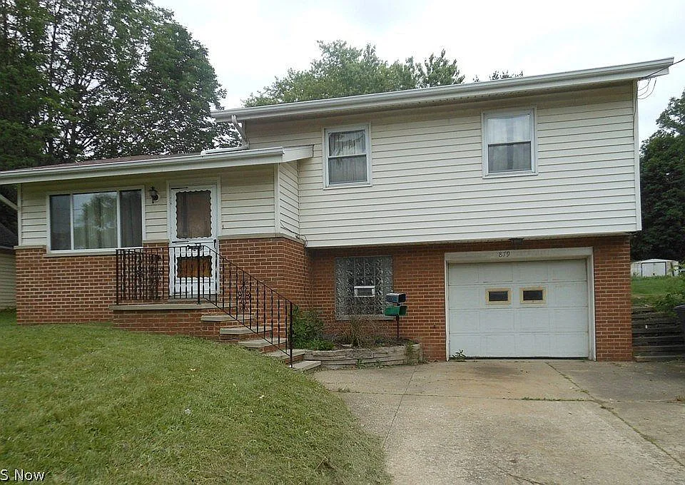 879 Brittain Rd