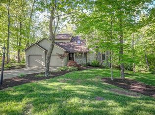 1819 Kensington Dr, Bellbrook, OH 45305