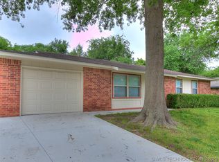 28617 E 140th St S, Coweta, OK 74429