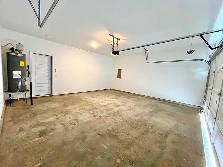 889 Parkside Blvd — Photo 11