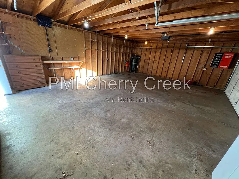 1772 S Garfield St — Photo 34