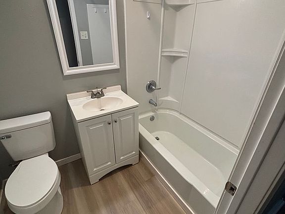 4th image of 1348 Vandenberg Cir