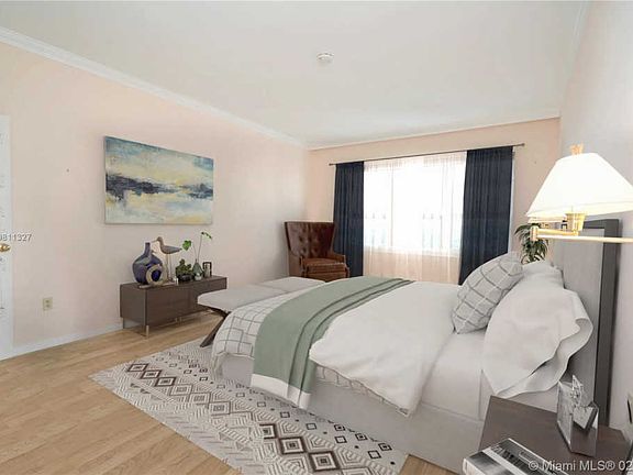 5th image of 9102 W Bay Harbor Dr #11