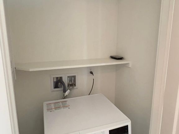 4th image of 824 W 12th St #505