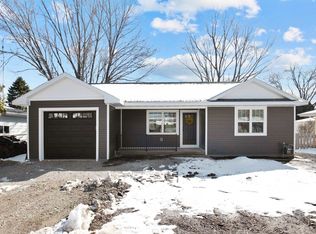 1024 Windsor St, Oshkosh, WI 54902