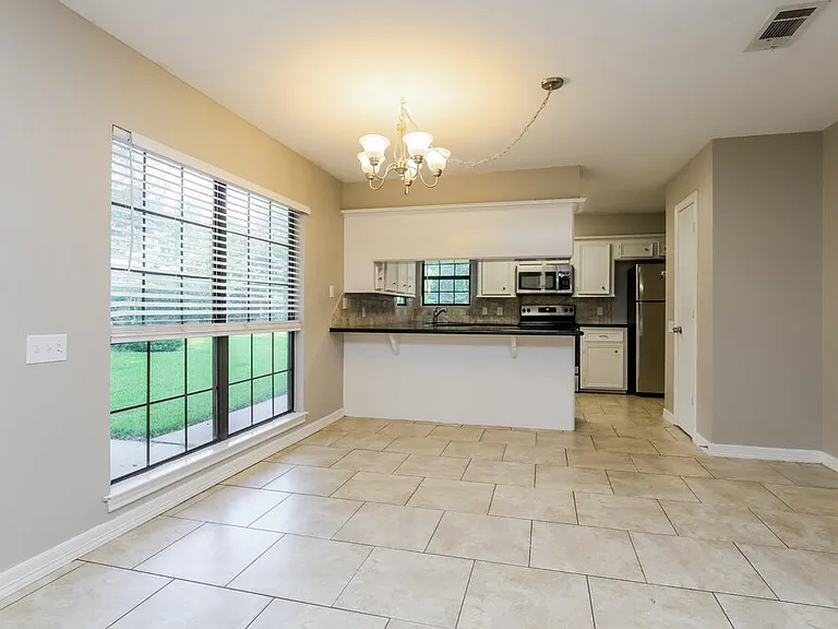 11631 Alcott Dr — Photo 6