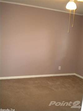 2nd image of 826 Crestwood Dr