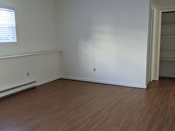 4th image of 79 Belair Drive #79
